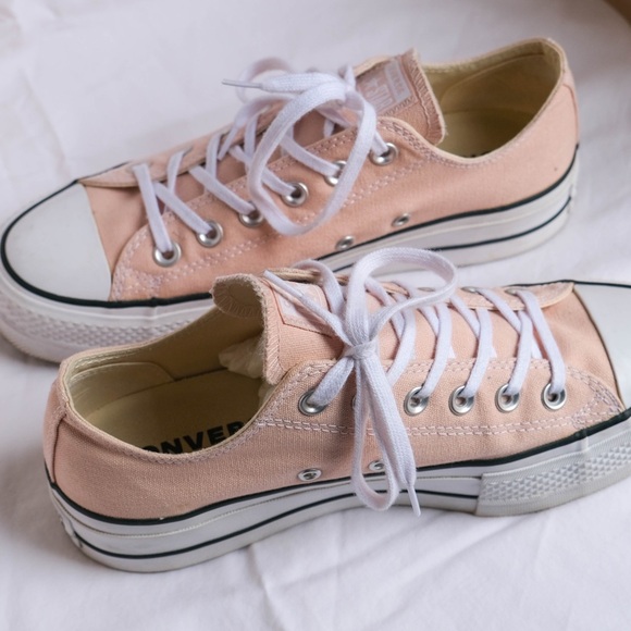 Platform Low Top Converse Light Pink Women’s US 8 - Picture 5 of 7